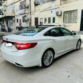 Hyundai Azera 2011
