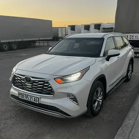 Toyota Highlander 2022
