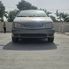 Toyota Sienna 2002