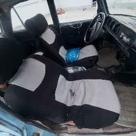 Москвич 412 1990