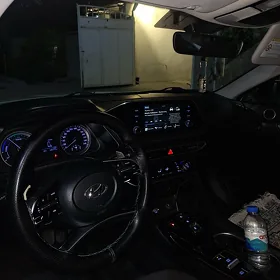 Hyundai Sonata 2020
