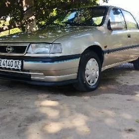 Opel Vectra 1992