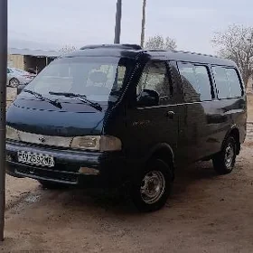 Toyota Hiace 1997