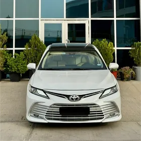 Toyota Camry 2024