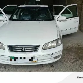 Toyota Camry 2000