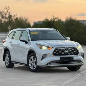Toyota Highlander 2024