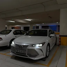 Toyota Avalon 2021