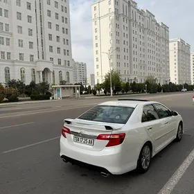 Toyota Camry 2013