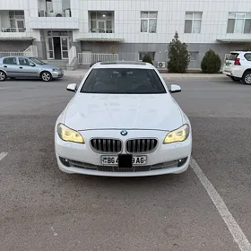 BMW F10 2011