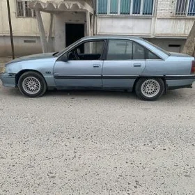 Opel Omega 1990