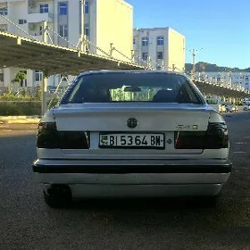 BMW 525 1990