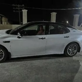 Toyota Camry 2023