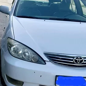Toyota Camry 2004