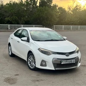 Toyota Corolla 2015