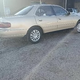Toyota Camry 1995