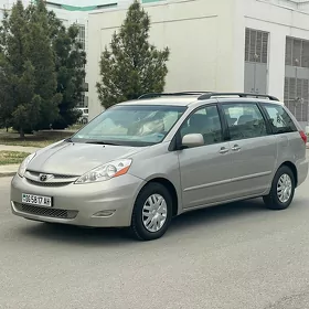 Toyota Sienna 2008