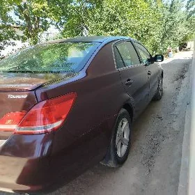 Toyota Avalon 2005
