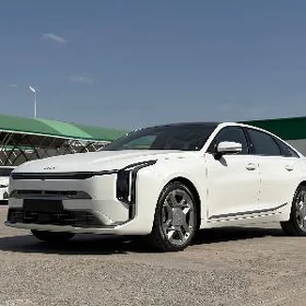 Kia K8 2025