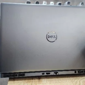 DELL 7550 i5-10