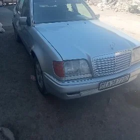 Mercedes-Benz 300TE 1995