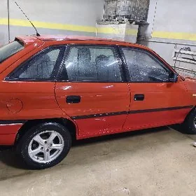 Opel Astra 1996