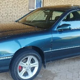 Toyota Avalon 1999