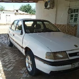 Opel Vectra 1989