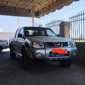 Nissan Navara 2008