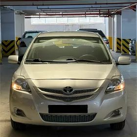 Toyota Yaris 2009