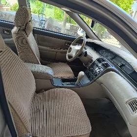 Toyota Avalon 2000