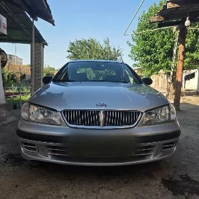 Nissan Sunny 2003