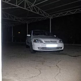 Opel Astra 2003