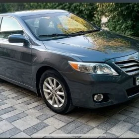 Toyota Camry 2011