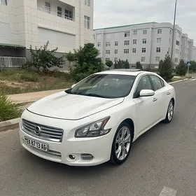 Nissan Maxima 2012
