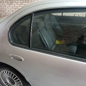 Nissan Maxima 1995