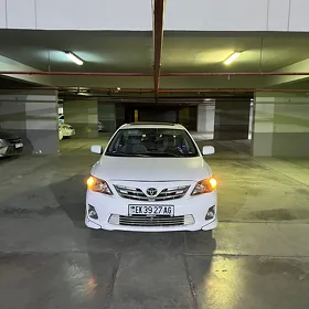 Toyota Corolla 2011