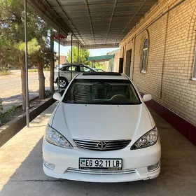 Toyota Camry 2005