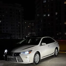 Toyota Camry 2016