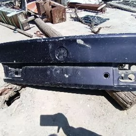 BMW Kapot bagaž
