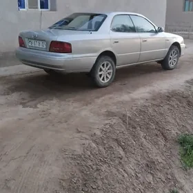 Toyota Vista 1996