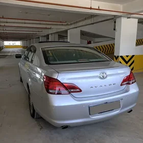 Toyota Avalon 2008