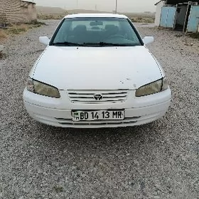 Toyota Camry 1999