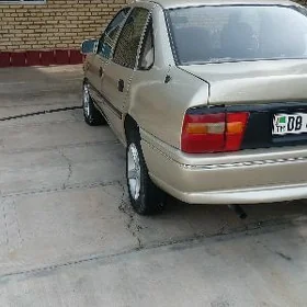 Opel Vectra 1992