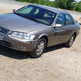 Toyota Camry 1999