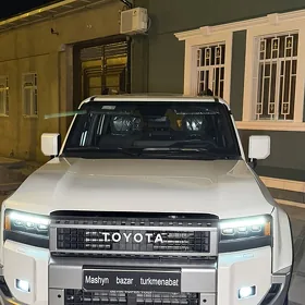 Toyota Land Cruiser Prado 2025
