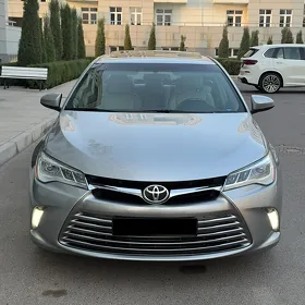 Toyota Camry 2017