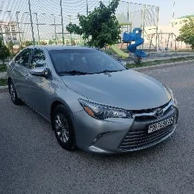 Toyota Camry 2017