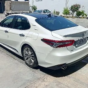 Toyota Camry 2022