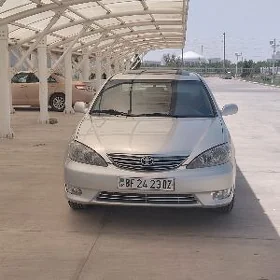 Toyota Camry 2004