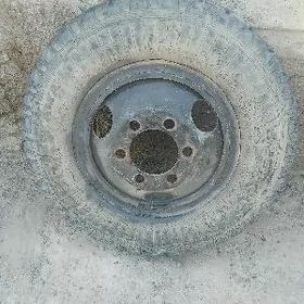 Gaz 53 .  8.25R20